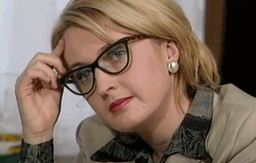 SESTRA IVICE DAČIĆA ČEKA DETE: Glumica u petoj deceniji života uskoro <span style='color:red;'><b>pred porođaj</b></span>em (VIDEO